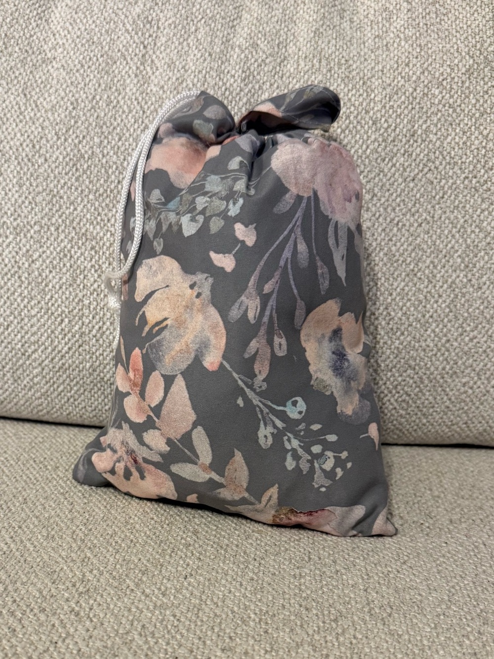 Floral Drawstring Pouch Bag — Gray with Pink Floral Accents